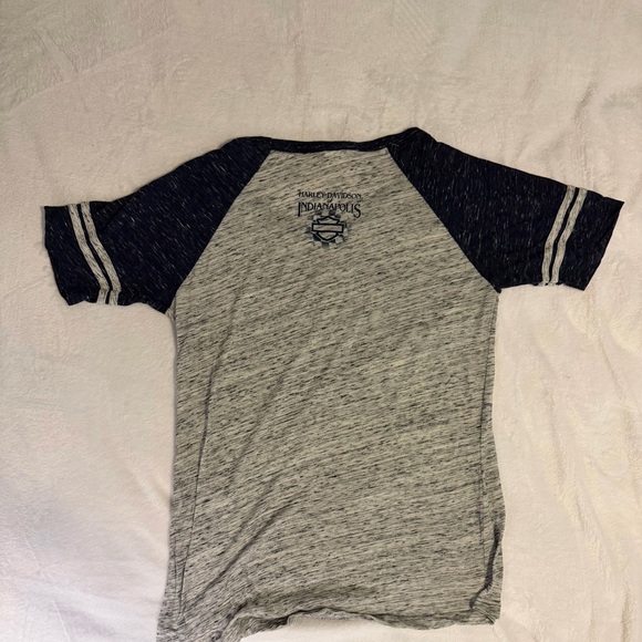 Women’s xl Harley-Davidson Gray and Navy Short Sleeve Tee - Picture 3 of 5